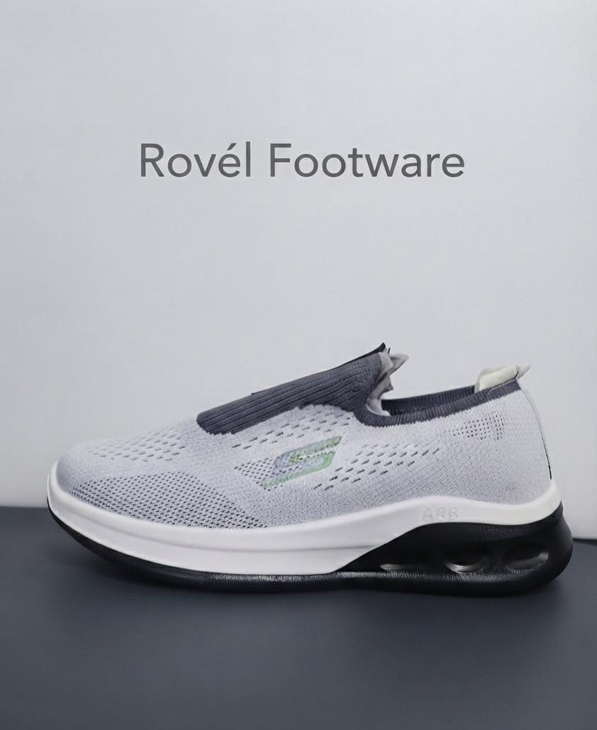Skechers Slip On