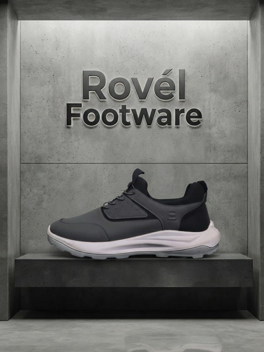 black low-top men's casual sneakers