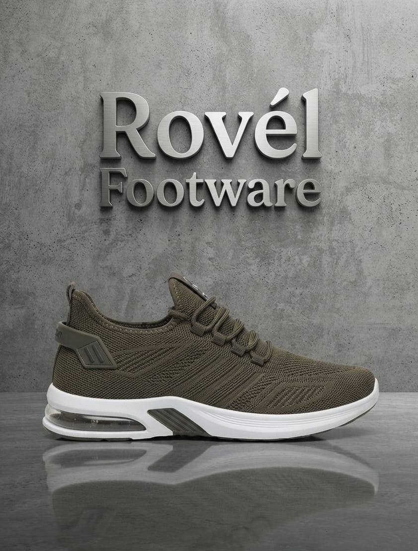 Breathable knit athletic walking shoe